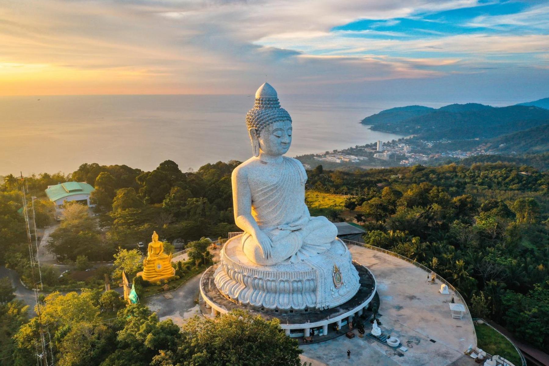 Отель Patong Heaven Экстерьер фото